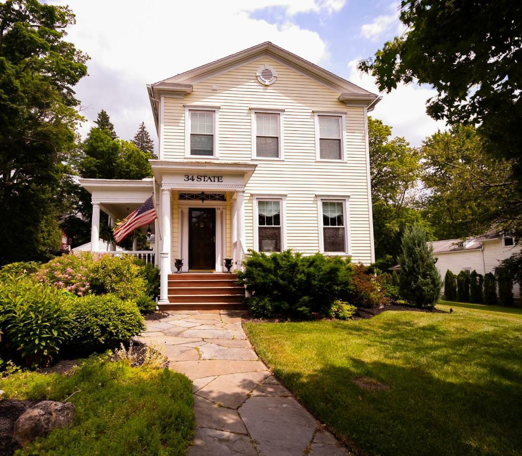 34 State "Historic Luxury Suites" Skaneateles Extérieur photo