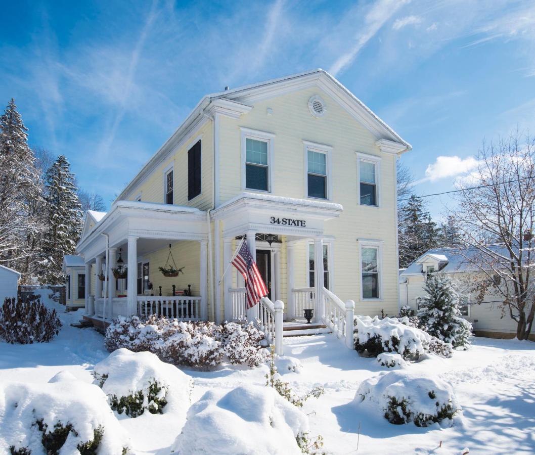 34 State "Historic Luxury Suites" Skaneateles Extérieur photo